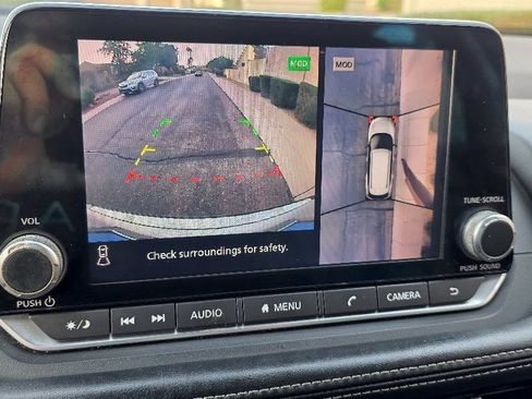 Used 2021 Nissan Rogue SV FWD image 16