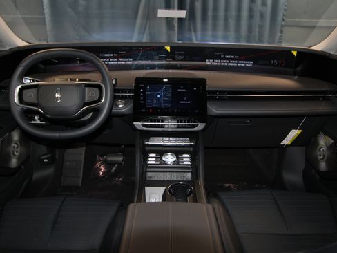 New 2026 Lincoln Nautilus Reserve image 32