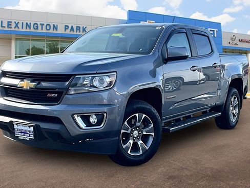 Used 2020 Chevrolet Colorado Z71 image 12