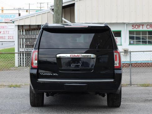 Used 2016 GMC Yukon XL Denali w/ Open Road Package AWD/4WD image 7