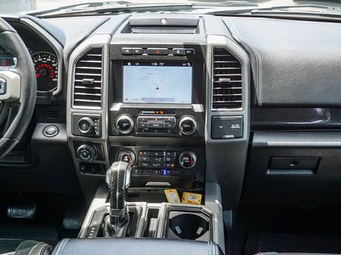 Used 2019 Ford F150 Raptor w/ Equipment Group 802A Luxury AWD/4WD image 16