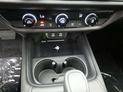 New 2026 Honda HR-V LX image 4