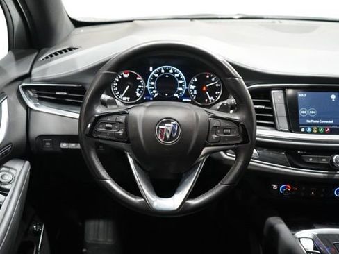 Used 2024 Buick Enclave Premium image 13