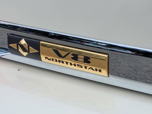 Used 2010 Cadillac DTS Luxury FWD image 9