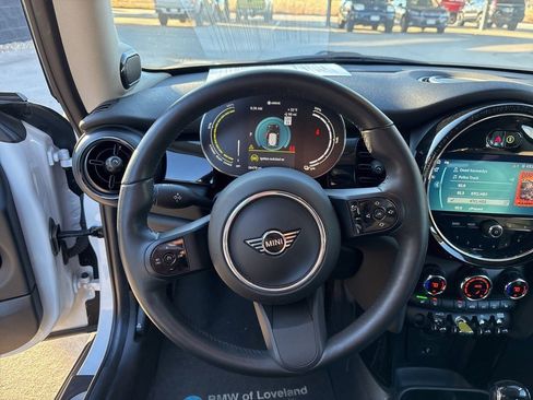 Used 2024 MINI Cooper SE image 13