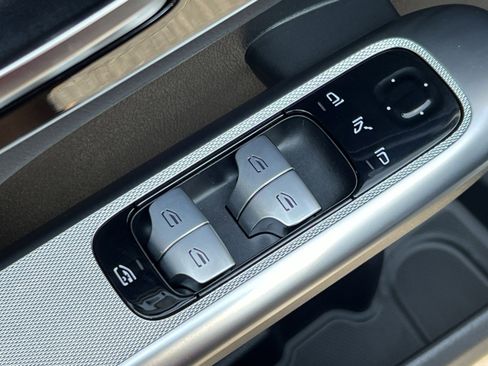 Certified 2025 Mercedes-Benz GLC 350e 4MATIC image 13