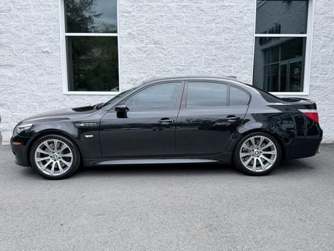 Used 2008 BMW M5 RWD image 4