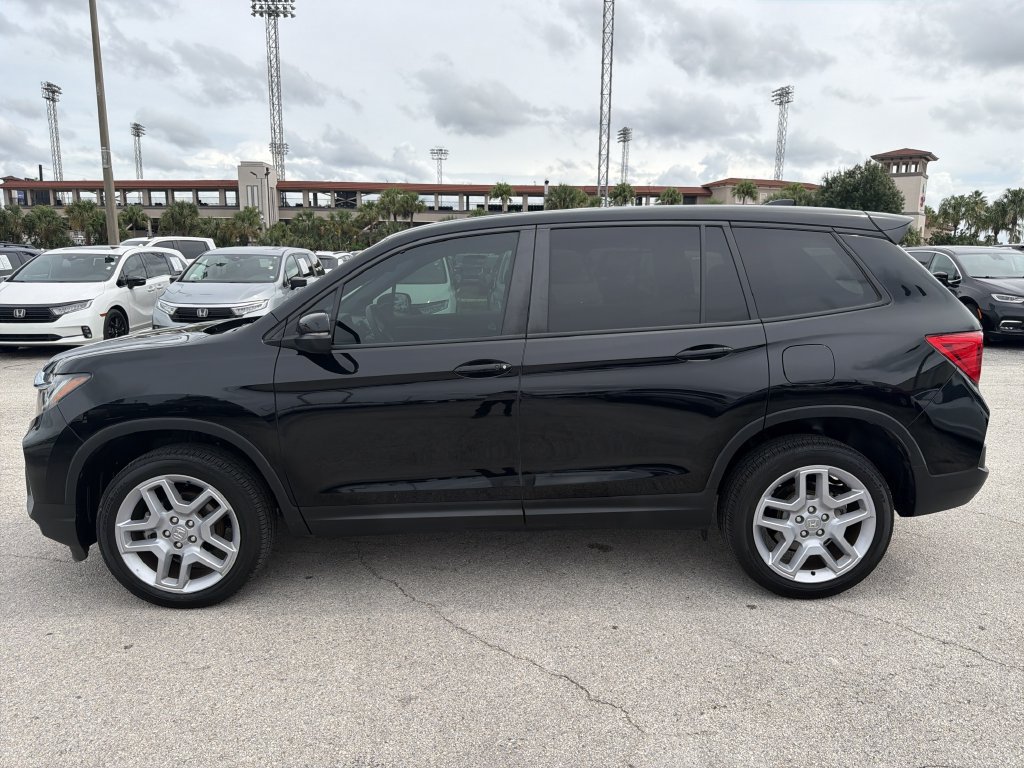 Used 2024 Honda Passport EX-L image 7