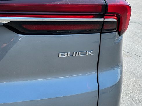 New 2025 Buick Enclave Preferred w/ Power Package image 7