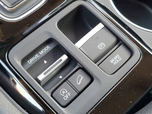 Used 2023 Honda Pilot Elite image 26