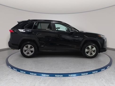 Certified 2025 Toyota RAV4 XLE AWD/4WD image 4