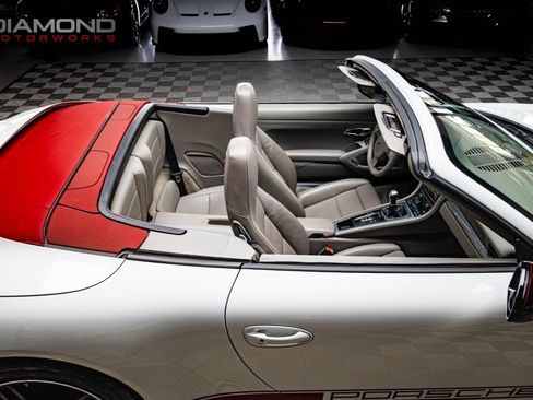 Used 2013 Porsche 911 Carrera w/ Bose Audio Pkg RWD image 87