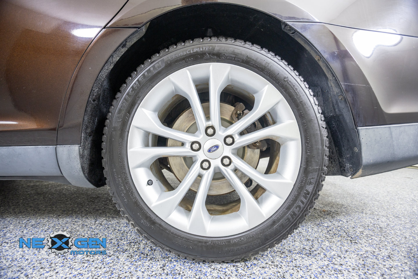 Used 2013 Ford Taurus SEL FWD image 46