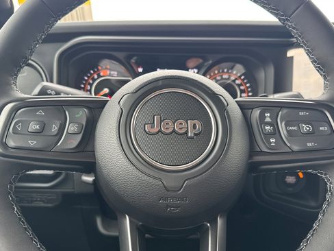 New 2026 Jeep Wrangler Unlimited Rubicon image 22