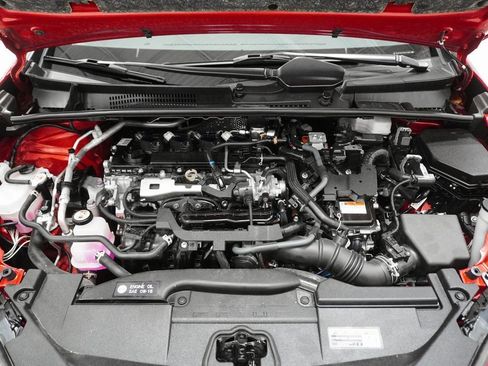 Used 2024 Toyota Prius XLE image 8