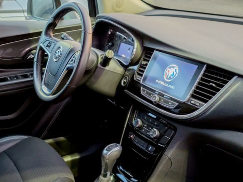 Used 2020 Buick Encore Preferred w/ Safety Package image 8