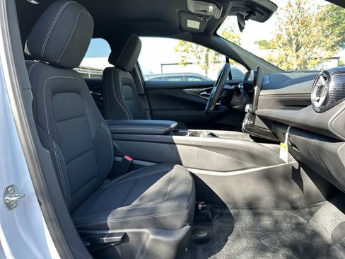 New 2026 Chevrolet Blazer EV LT image 19