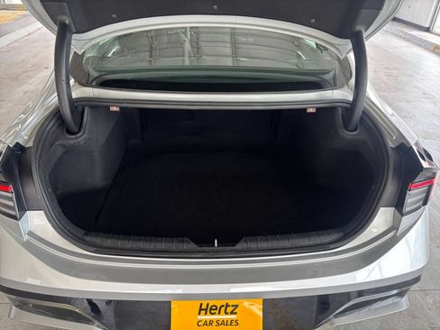 Used 2025 Hyundai Sonata SEL FWD image 31