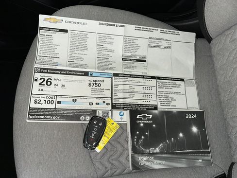 Certified 2024 Chevrolet Equinox LT image 17