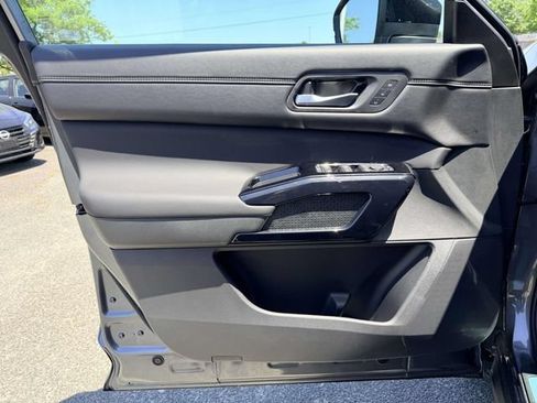 New 2026 Nissan Pathfinder Platinum w/ Cargo Package AWD/4WD image 14