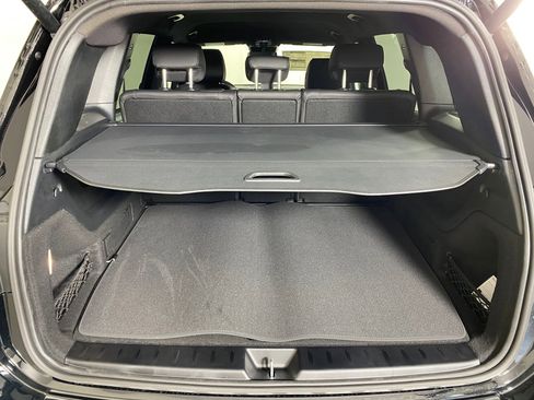 New 2025 Mercedes-Benz GLB 250 4MATIC image 28