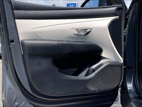 Certified 2026 Hyundai Tucson SE FWD image 23