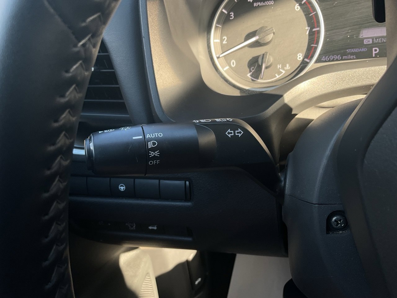 Used 2025 Nissan Rogue SV FWD image 36