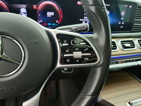 Used 2020 Mercedes-Benz GLS 450 4MATIC image 25