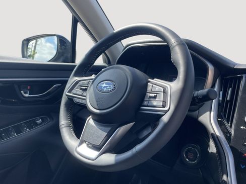 Used 2025 Subaru Outback Touring XT AWD/4WD image 5