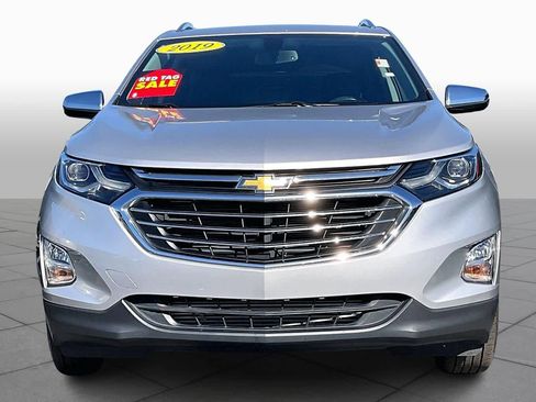 Used 2019 Chevrolet Equinox Premier image 4