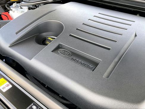 New 2026 Land Rover Range Rover Sport Dynamic SE AWD/4WD image 19