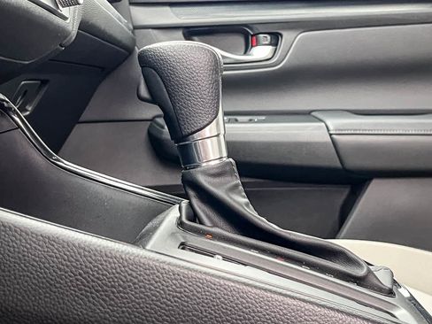 Used 2024 Honda CR-V EX image 22