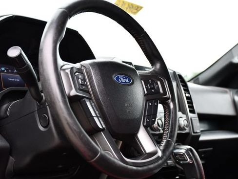 Used 2017 Ford F150 Lariat w/ Equipment Group 502A Luxury AWD/4WD image 13