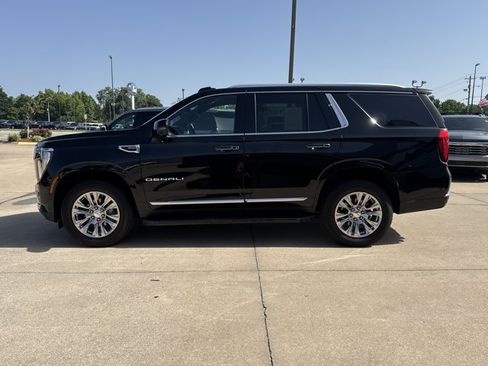 Used 2025 GMC Yukon Denali AWD/4WD image 13