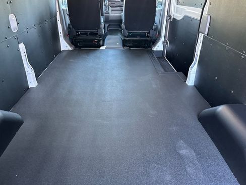 New 2026 Ford Transit 250 148 Medium Roof w/ Load Area Protection Package image 14