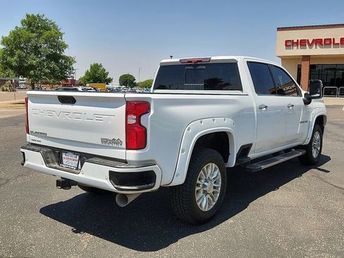 Used 2022 Chevrolet Silverado 2500 High Country w/ Z71 Off-Road Package AWD/4WD image 4