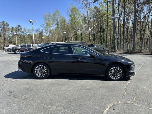 Used 2024 Hyundai Sonata Limited image 10