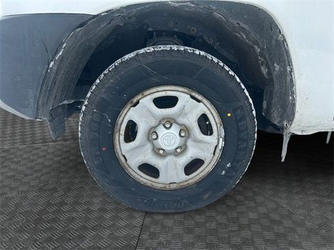 Used 2015 Toyota Tacoma 2WD Access Cab image 9