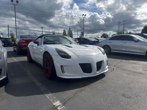 Used 2008 Pontiac Solstice Convertible w/ Premium Package RWD image 1