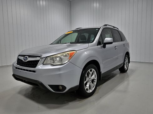 Used 2014 Subaru Forester 2.5i Limited AWD/4WD image 18