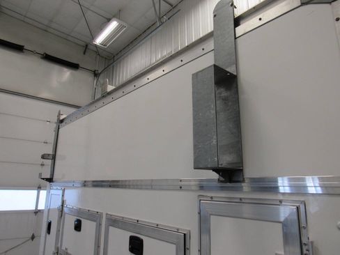 Used 2019 Chevrolet Express 3500 w/ Power Convenience Package image 32