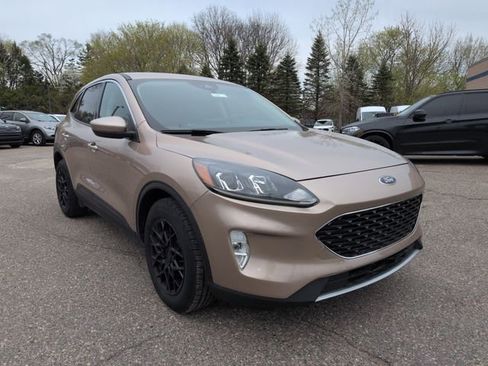 Certified 2020 Ford Escape SE FWD image 12