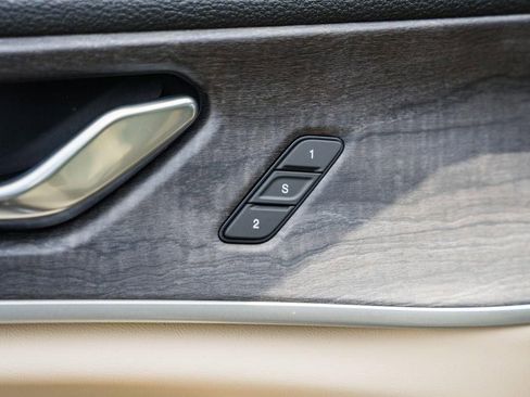 New 2025 Jeep Grand Cherokee L Limited w/ Luxury Tech Group II image 41