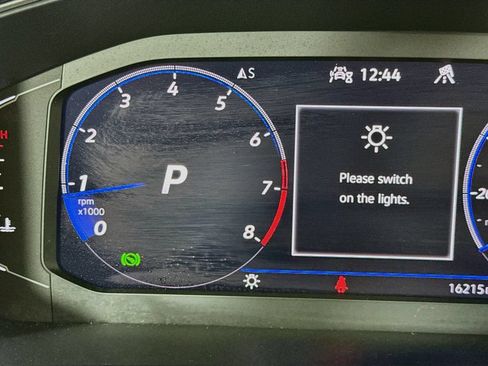 Used 2025 Volkswagen Jetta GLI Autobahn FWD image 14
