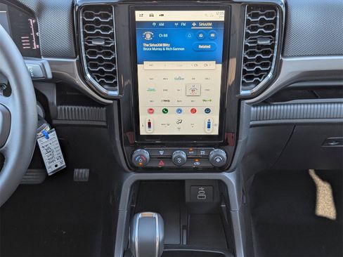 New 2025 Ford Ranger XLT w/ FX4 Off-Road Package image 7