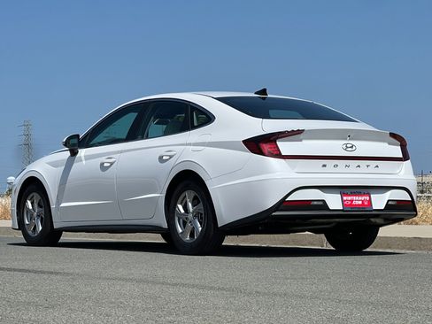 Used 2022 Hyundai Sonata SE image 6
