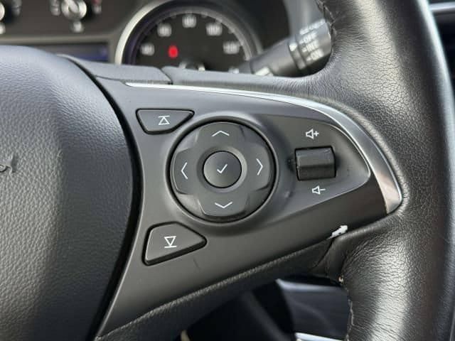 Used 2020 Buick Enclave Essence FWD image 24