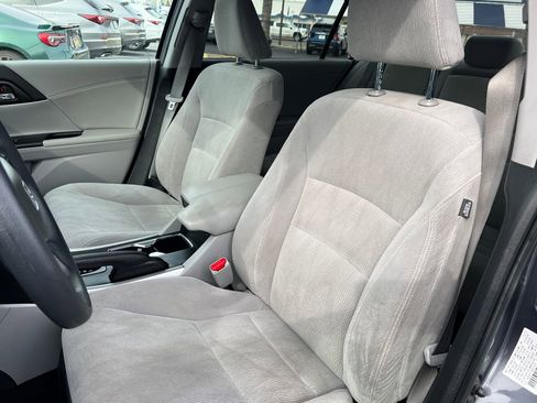 Used 2013 Honda Accord EX image 16