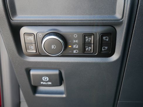 Used 2025 Ford F150 XLT w/ Equipment Group 302A MID image 26