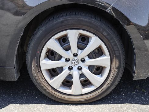 Certified 2024 Toyota Corolla LE FWD image 4